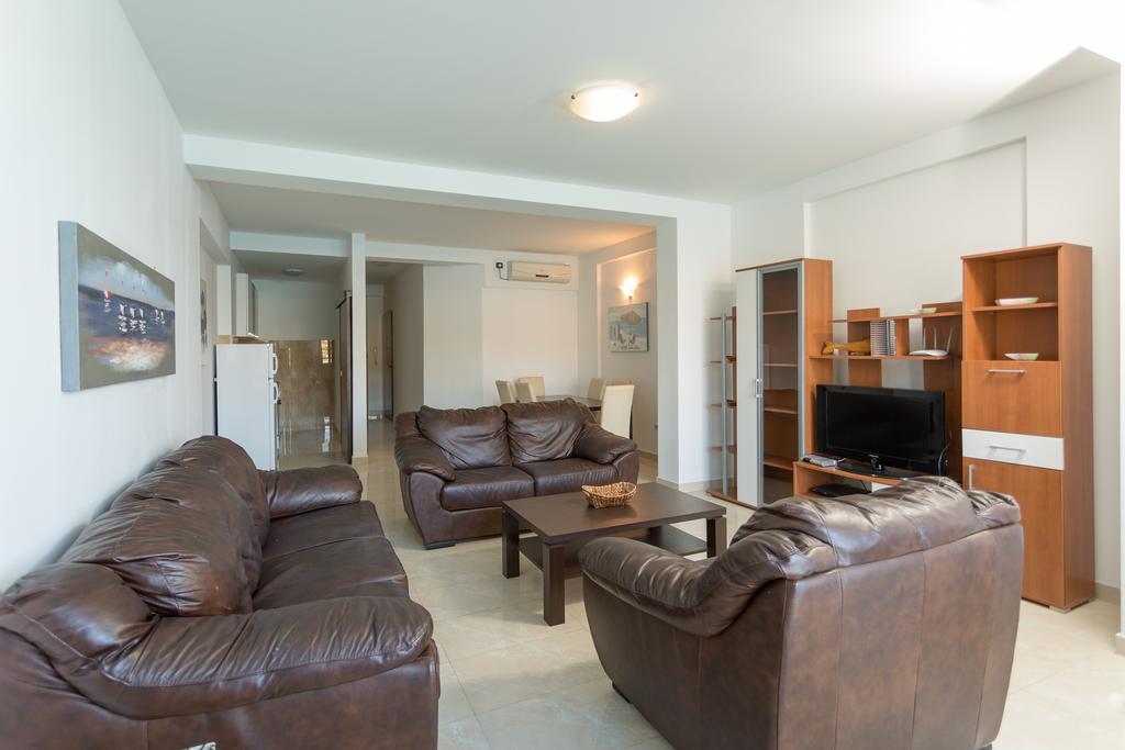 Adriatic Raf Apartments Будва Екстериор снимка